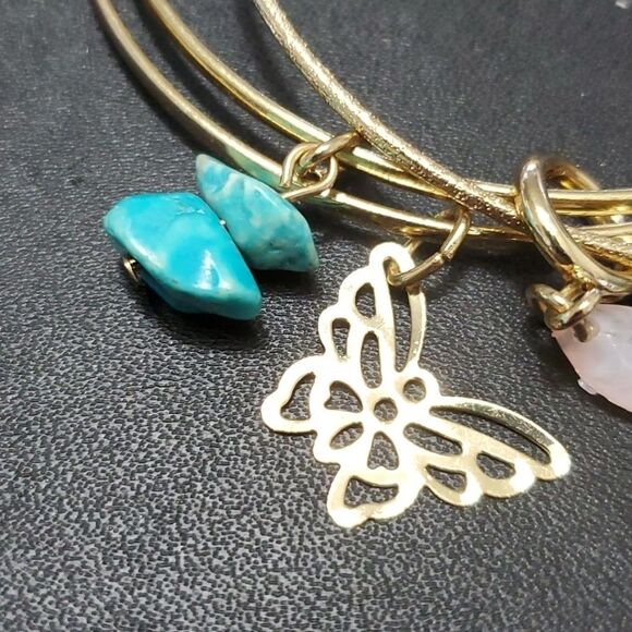 Gold tone layered bracelet with charms - Picture 3 of 9